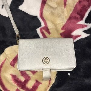 Tory Burch wallet
